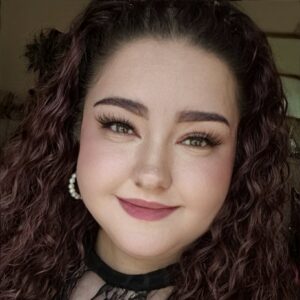 Melanie Lirette Headshot